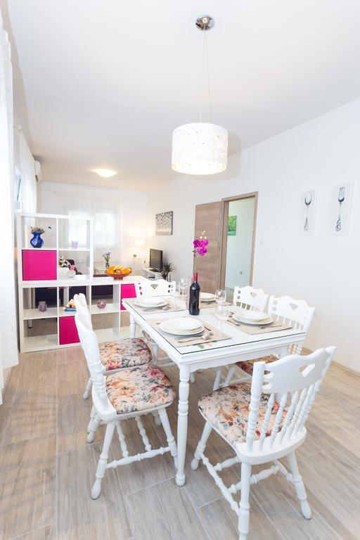 Apartment Perunika Zadar Buitenkant foto
