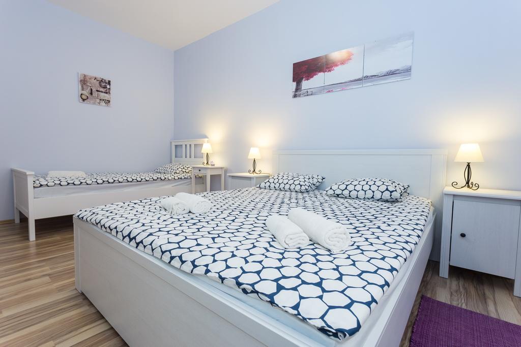 Apartment Perunika Zadar Buitenkant foto